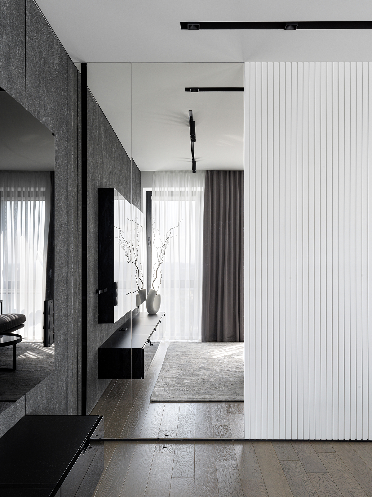 LARICHEV ARCHITECT