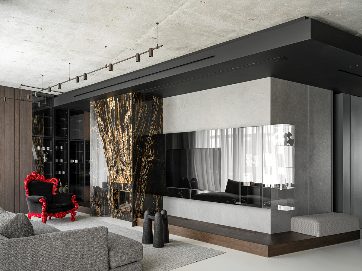 LARICHEV ARCHITECT